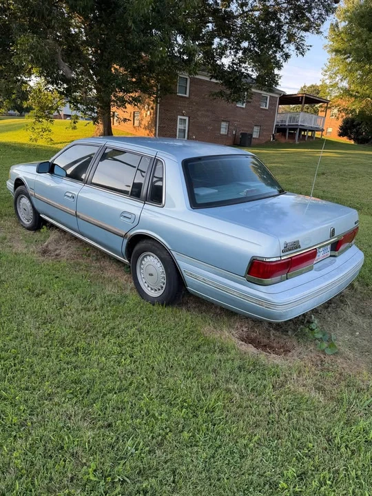 1991 Lincoln Continental 8th Gen - Image 3 of 8