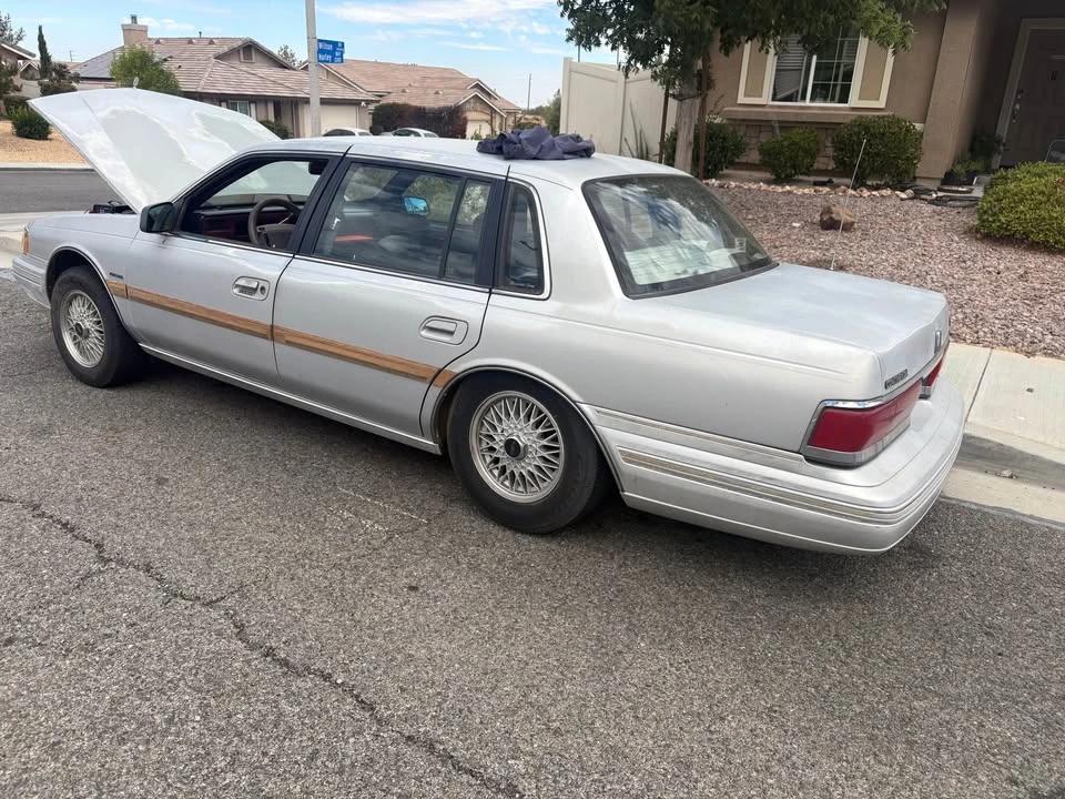 1991 Lincoln Continental 8th Gen - Image 3 of 7