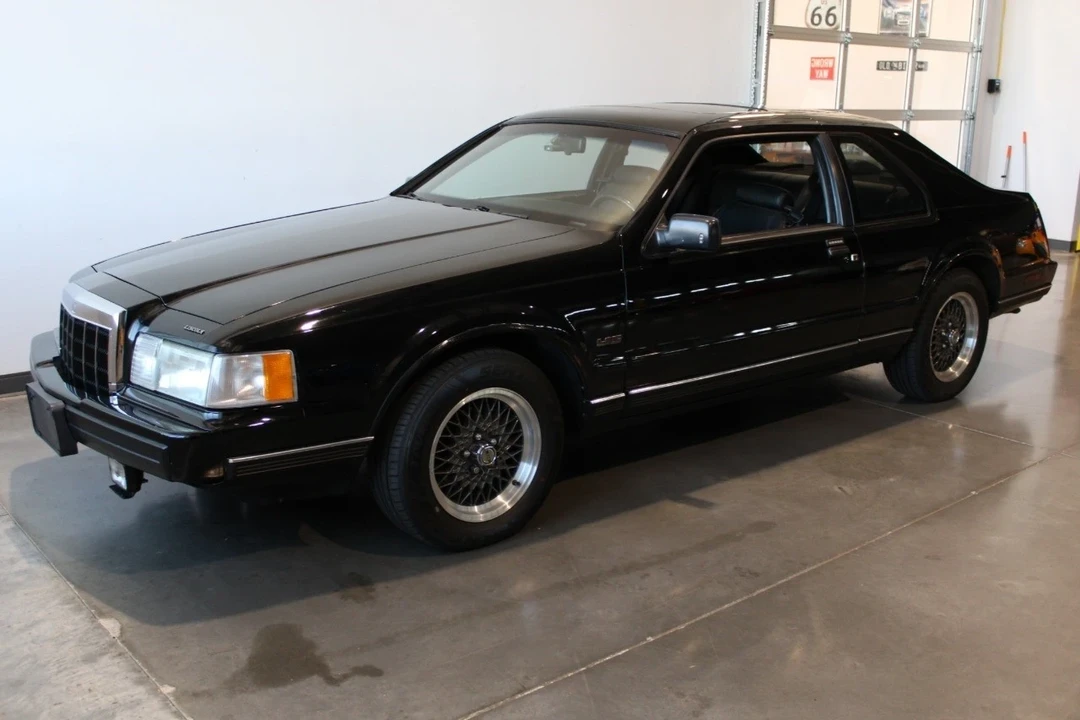 1991 Lincoln Continental Mark VII - Image 15 of 21