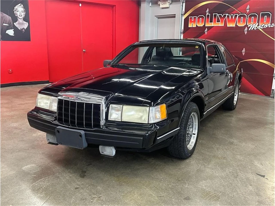 1991 Lincoln LS - Image 3 of 31