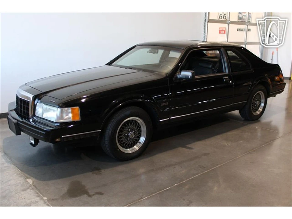 1991 Lincoln Continental Mark VII - Image 25 of 31