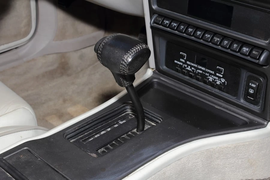 1991 Lincoln Continental Mark VII - Image 9 of 12