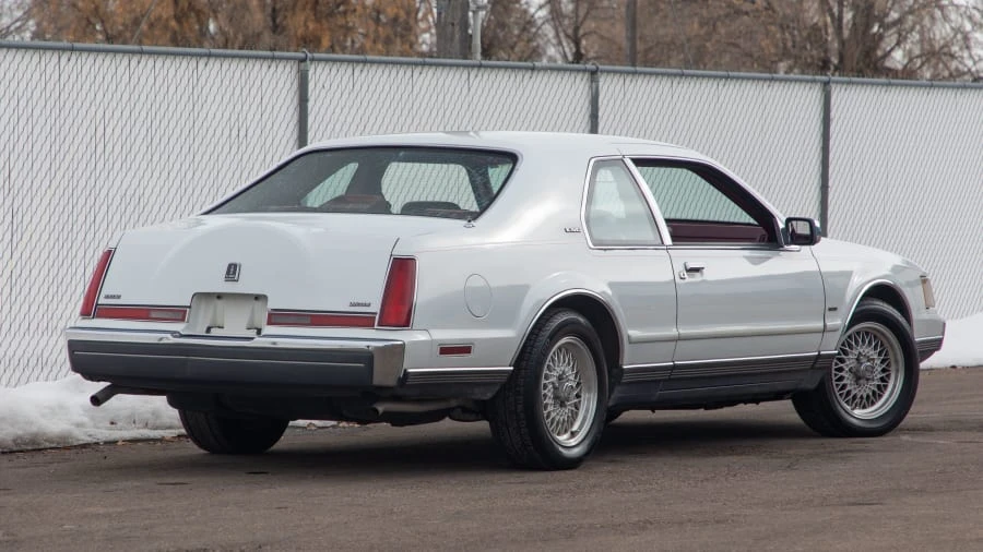 1991 Lincoln Continental Mark VII - Image 3 of 12