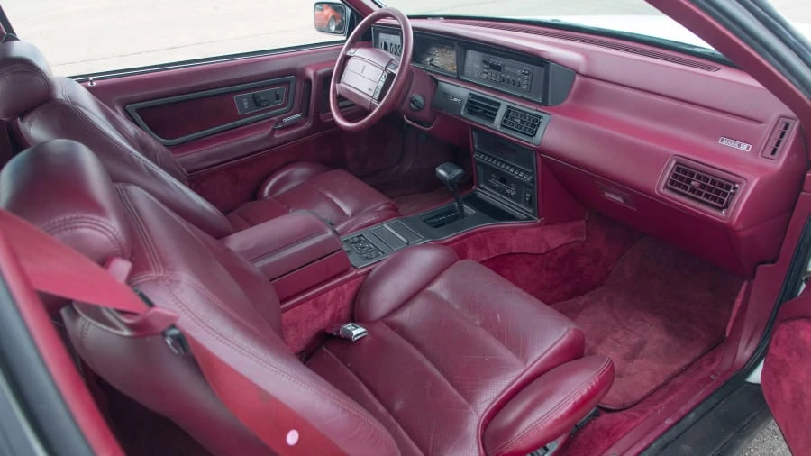 1991 Lincoln Continental Mark VII - Image 5 of 12