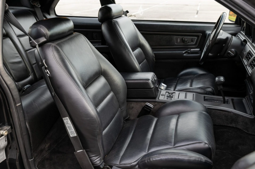 1991 Lincoln Continental Mark VII - Image 4 of 8