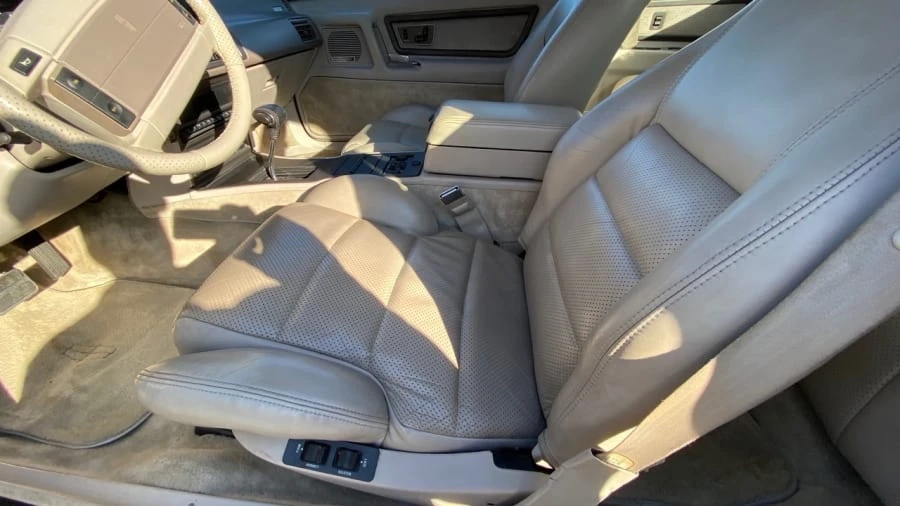 1991 Lincoln Continental Mark VII - Image 6 of 12