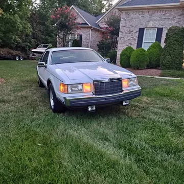 1991 Lincoln Mark VII LSC Sedan 2D