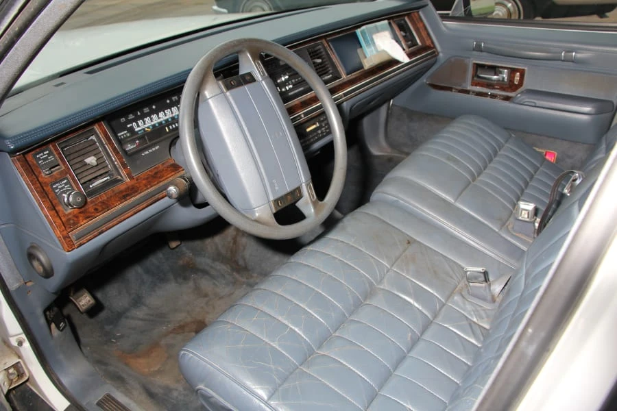 1991 Lincoln Town Car - Image 3 of 6
