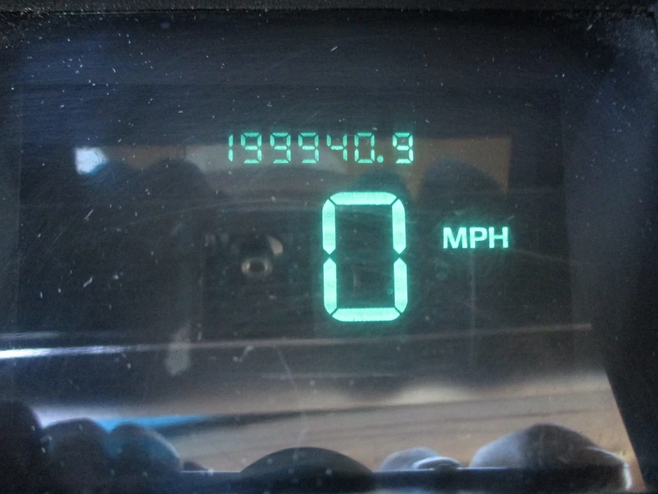 1991 Lincoln Town Car - Image 9 of 21