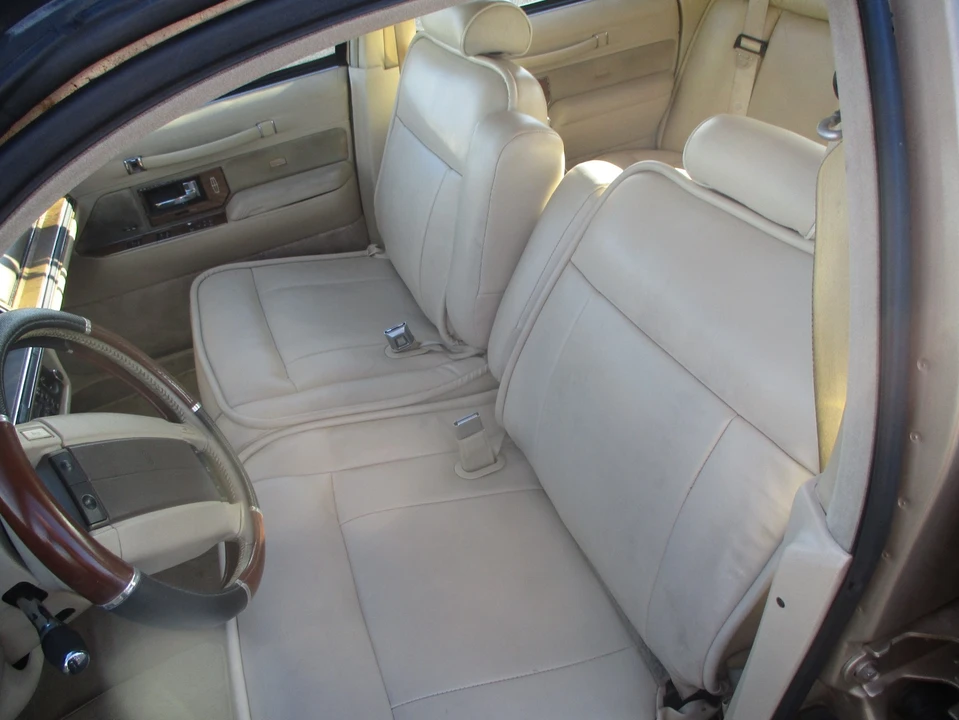 1991 Lincoln Town Car - Image 10 of 21