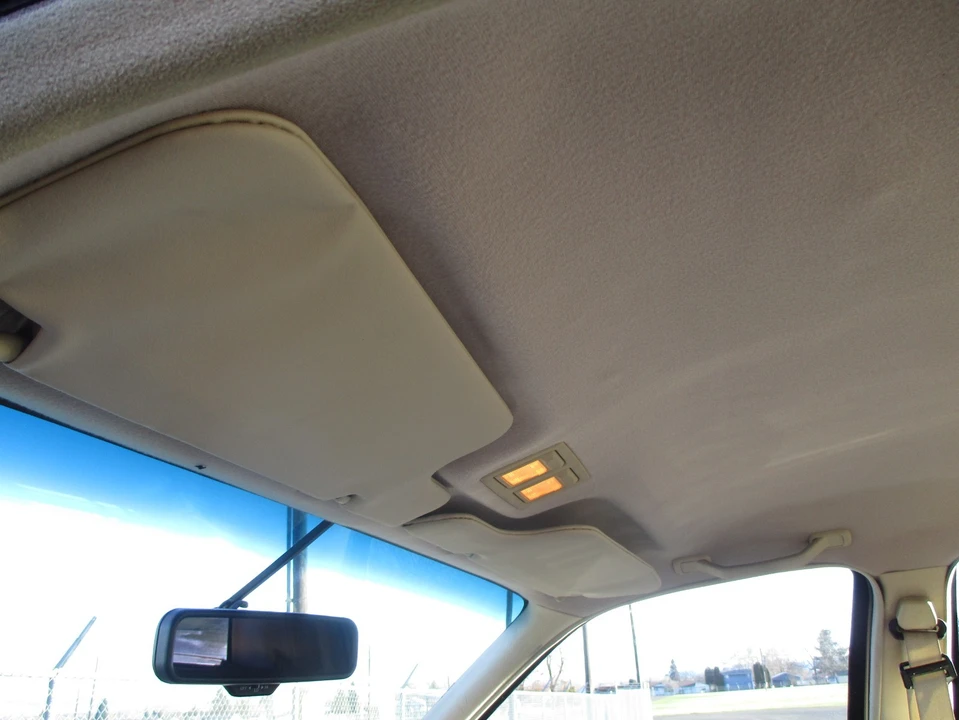 1991 Lincoln Town Car - Image 11 of 21