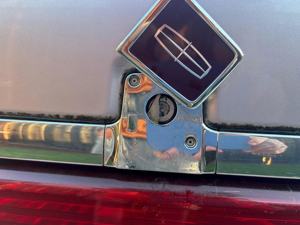 1991 Lincoln Town Car - Image 31 of 31