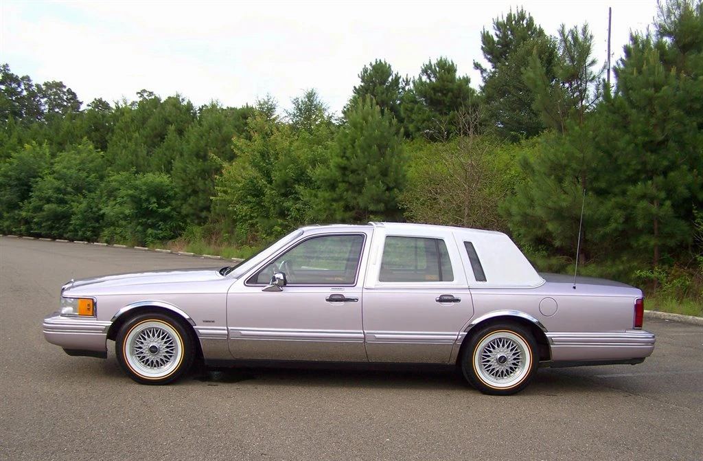 1991 Lincoln Town Car - Image 6 of 23