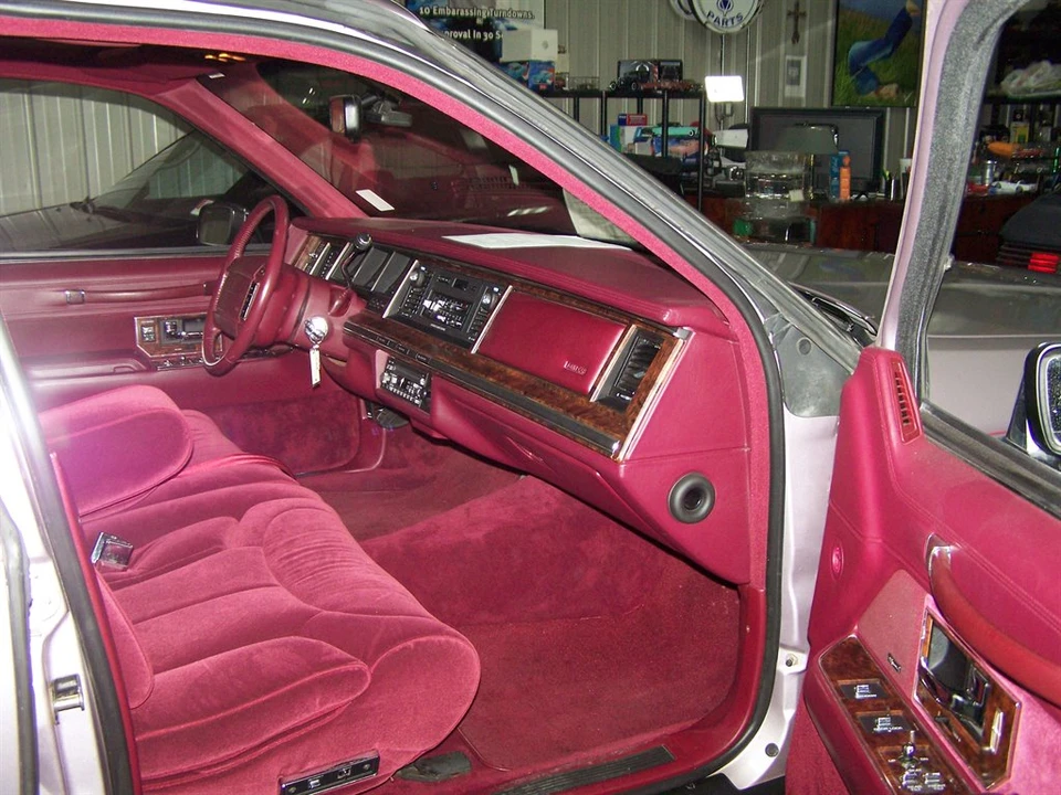 1991 Lincoln Town Car - Image 16 of 23