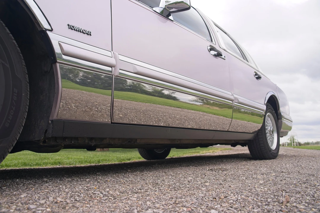 1991 Lincoln Town Car - Image 30 of 31
