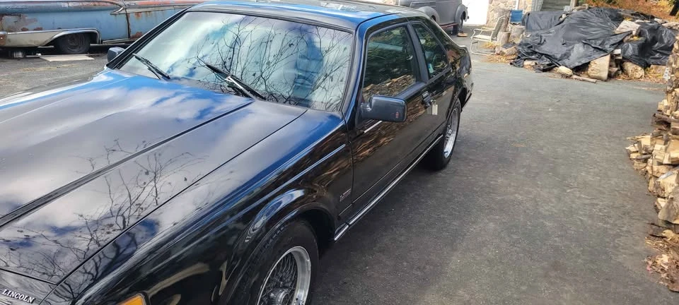 1991 Lincoln Continental Mark VII - Image 3 of 10