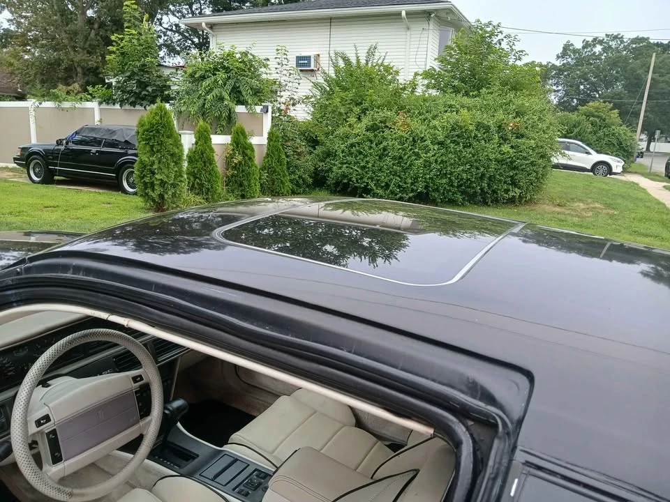 1991 Lincoln Continental Mark VII - Image 8 of 14