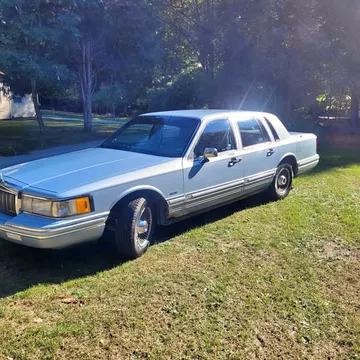 1991 Lincoln Town Car Signature