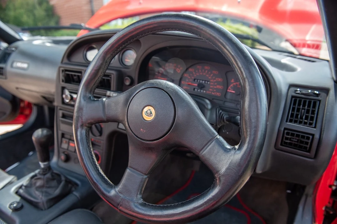 1991 Lotus Elan M100 - Image 2 of 30