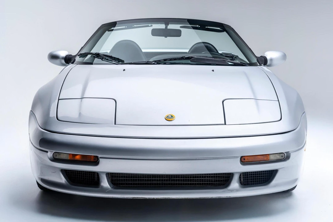 1991 Lotus Elan M100 - Image 2 of 5