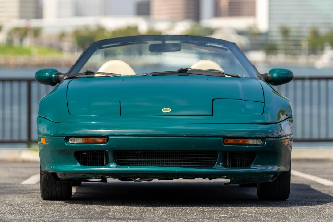 1991 Lotus Elan M100 - Image 2 of 31