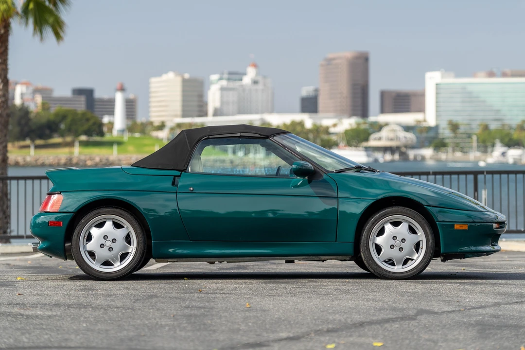 1991 Lotus Elan M100 - Image 3 of 31