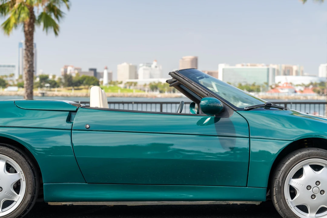 1991 Lotus Elan M100 - Image 24 of 31
