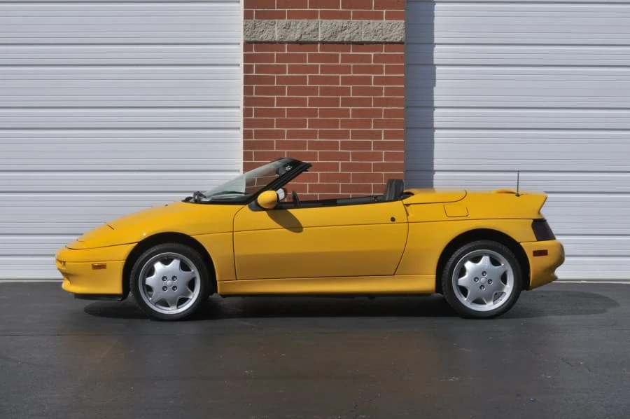 1991 Lotus Elan M100 - Image 2 of 10