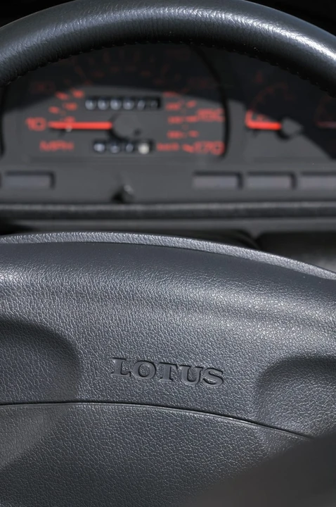 1991 Lotus Elan M100 - Image 8 of 10