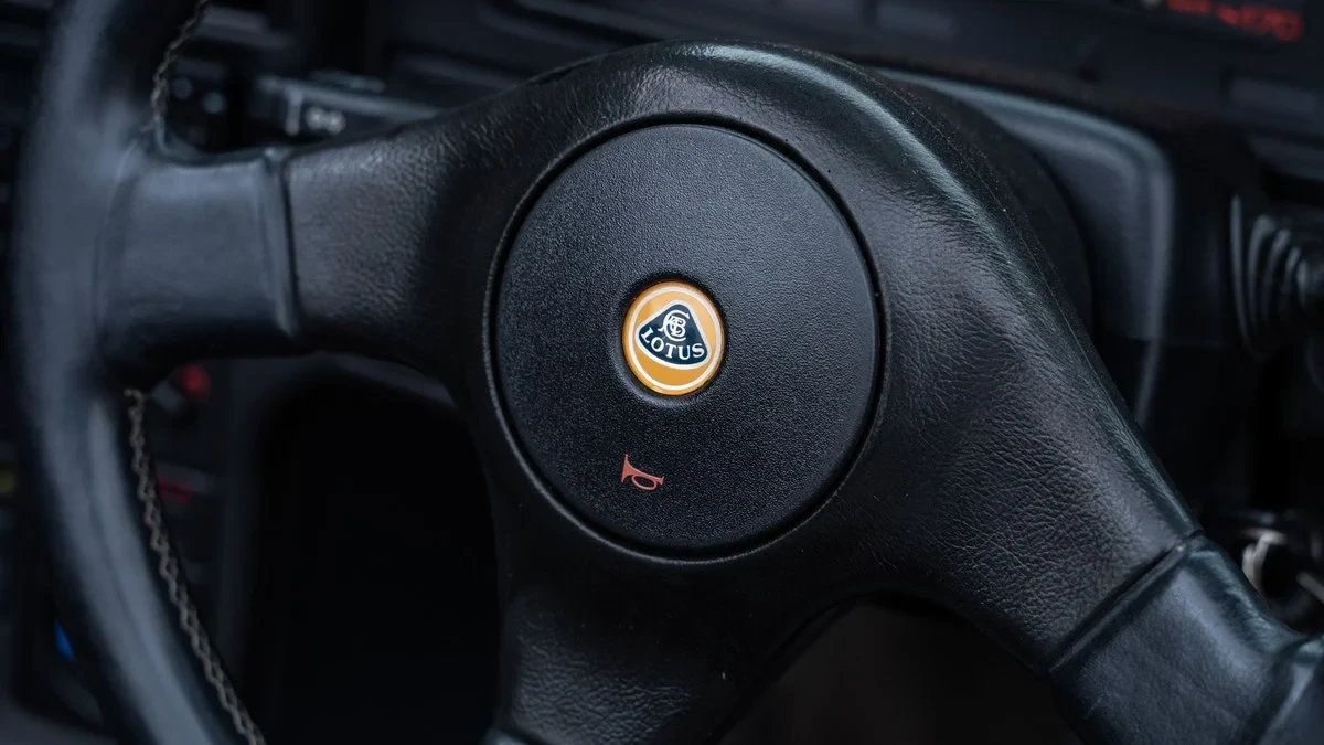1991 Lotus Elan M100 - Image 29 of 30
