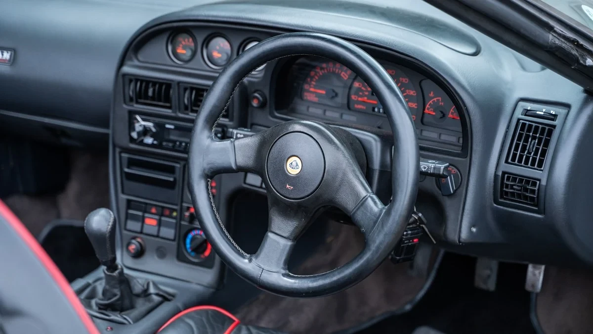 1991 Lotus Elan M100 - Image 24 of 30