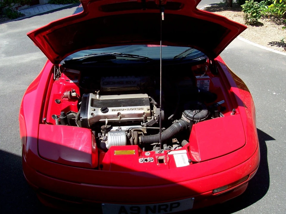 1991 Lotus Elan M100 - Image 2 of 3