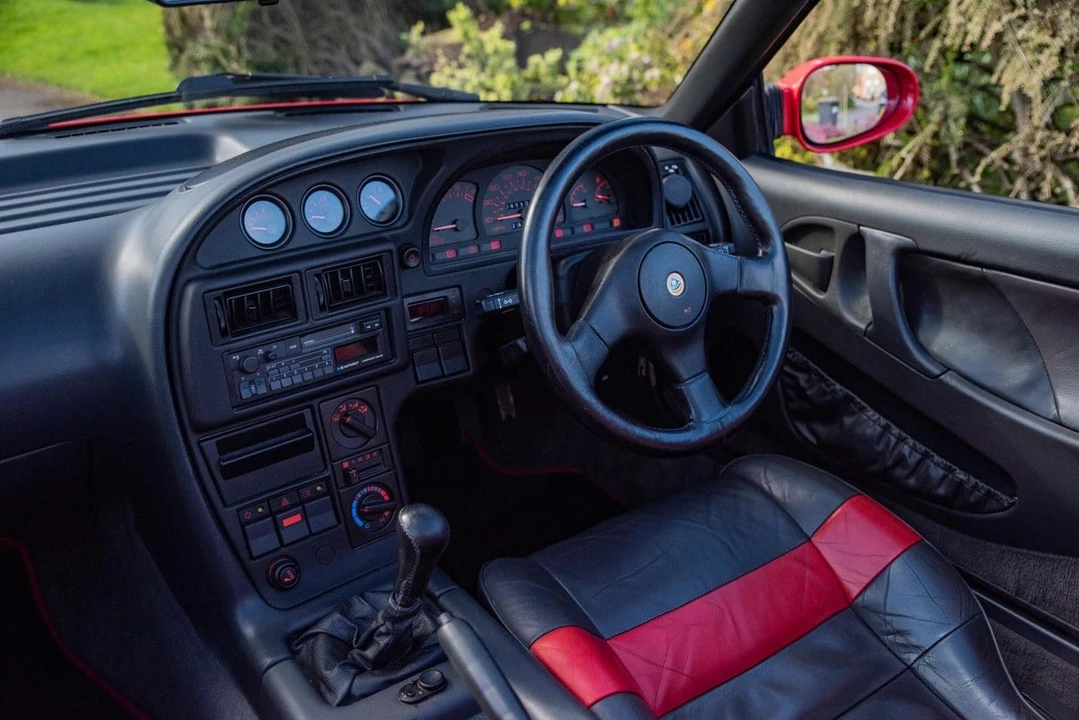 1991 Lotus Elan M100 - Image 8 of 30