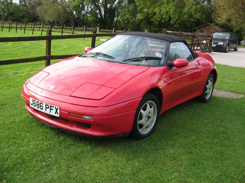 1991 Lotus Elan M100 - Image 17 of 18
