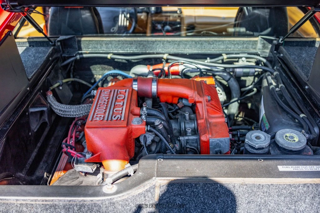 1991 Lotus Esprit Series 3 & Turbo - Image 18 of 24