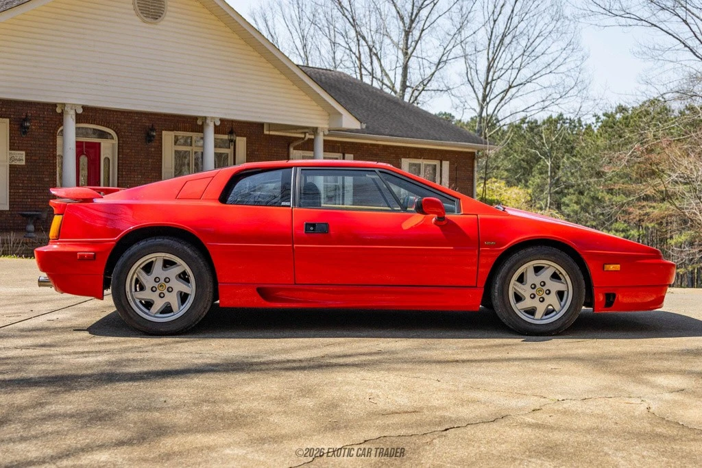 1991 Lotus Esprit Series 3 & Turbo - Image 9 of 24