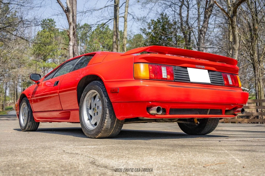 1991 Lotus Esprit Series 3 & Turbo - Image 16 of 24