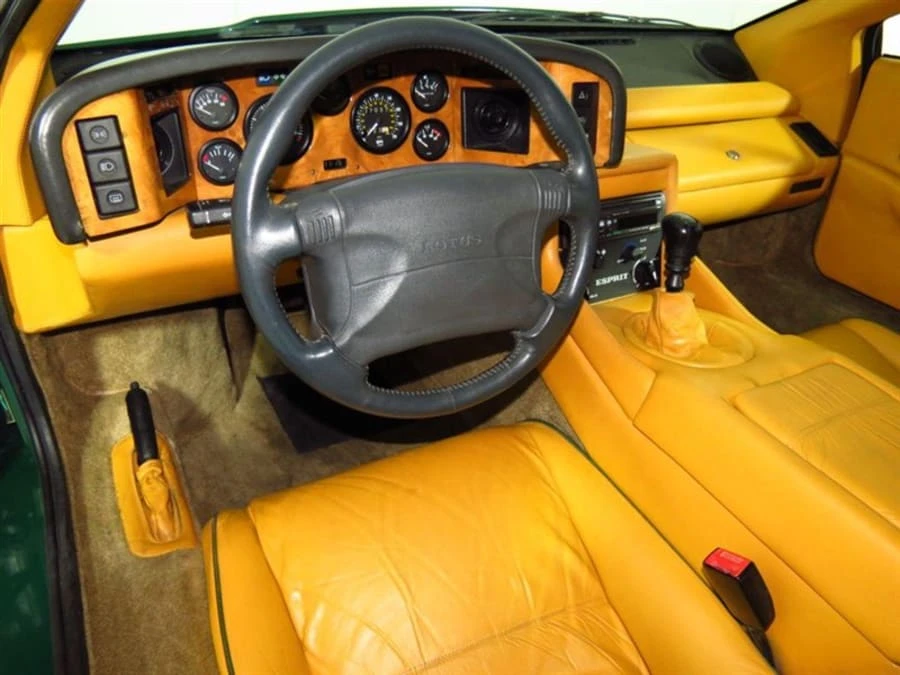1991 Lotus Elan M100 - Image 4 of 10