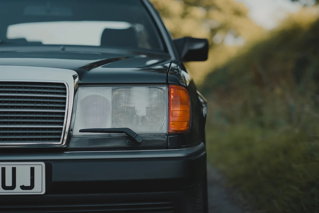 1991 Mercedes-Benz W124 E-Class - Image 29 of 31