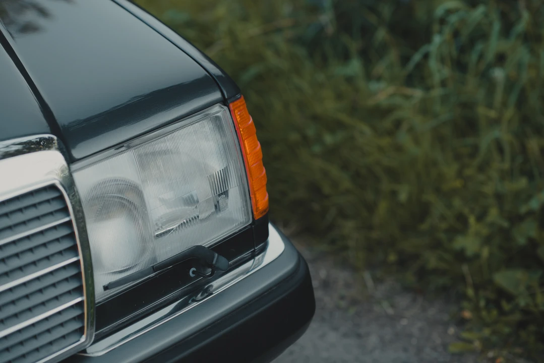 1991 Mercedes-Benz W124 E-Class - Image 30 of 31
