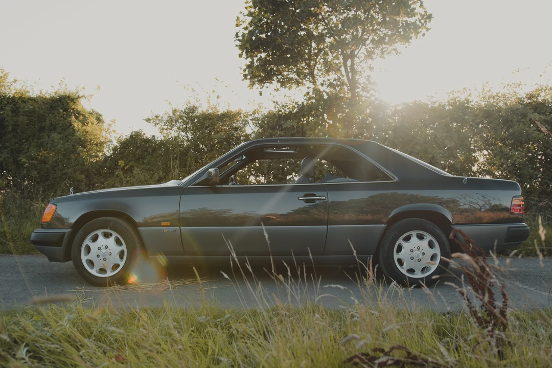 1991 Mercedes-Benz W124 E-Class - Image 11 of 31