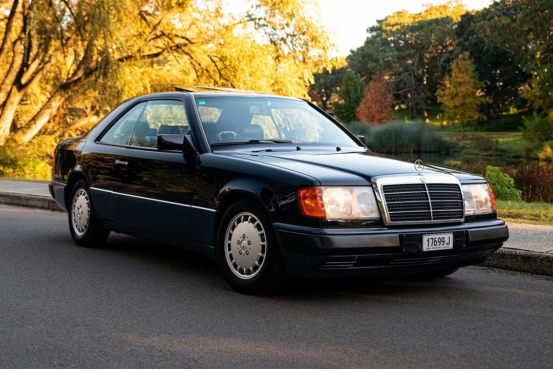 1991 Mercedes-Benz W124 E-Class - Image 2 of 2