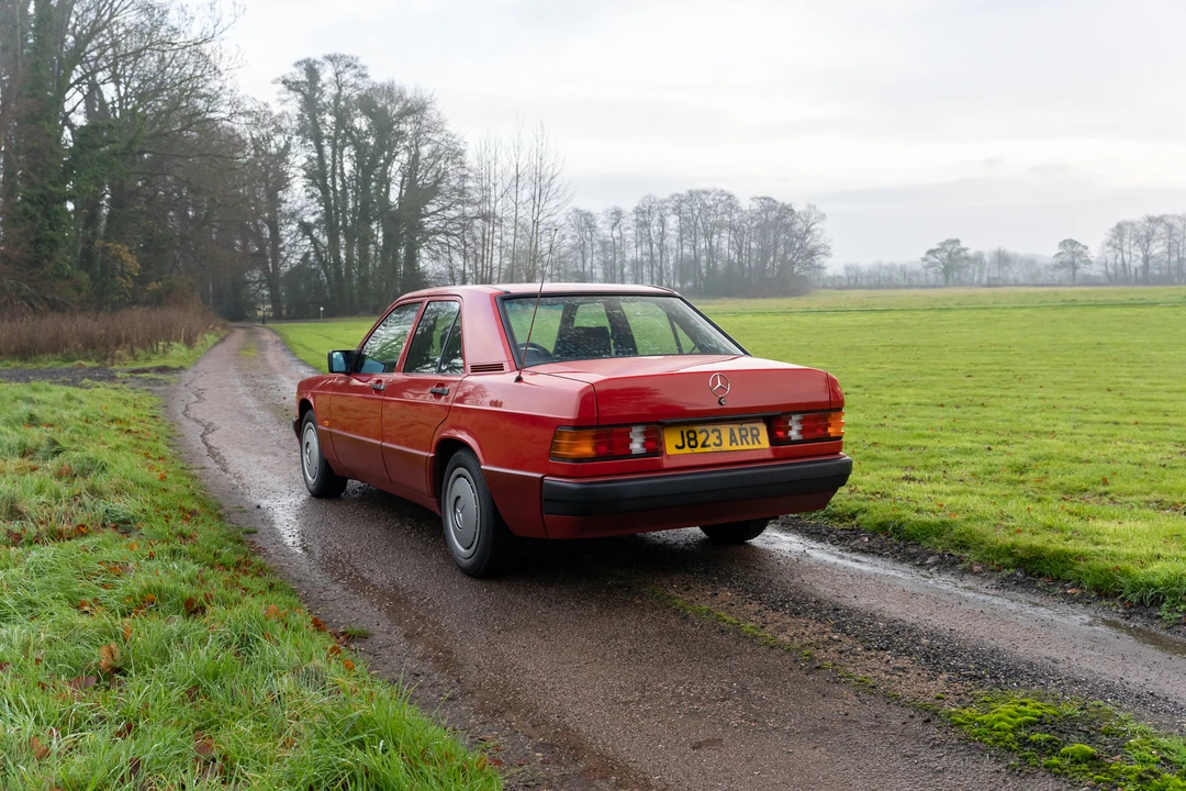 1991 Mercedes-Benz 190E - Image 15 of 31