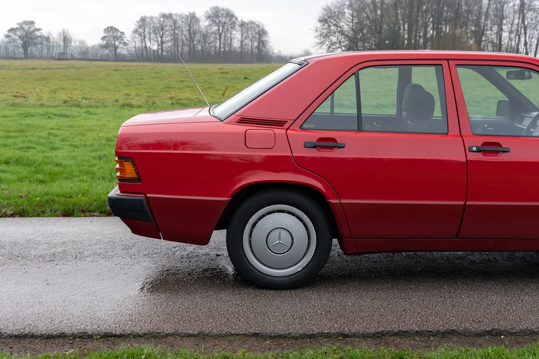 1991 Mercedes-Benz 190E - Image 30 of 31