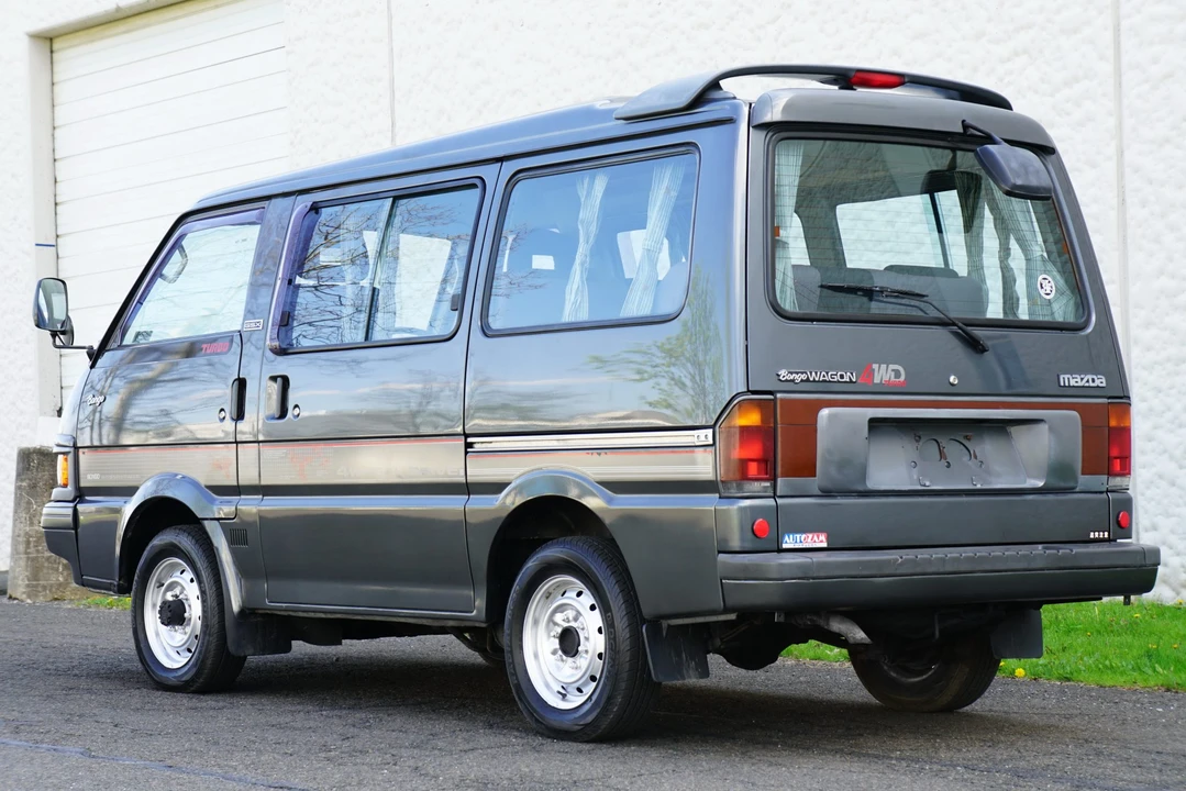 1991 Mazda Bongo 3rd Gen - Image 16 of 31