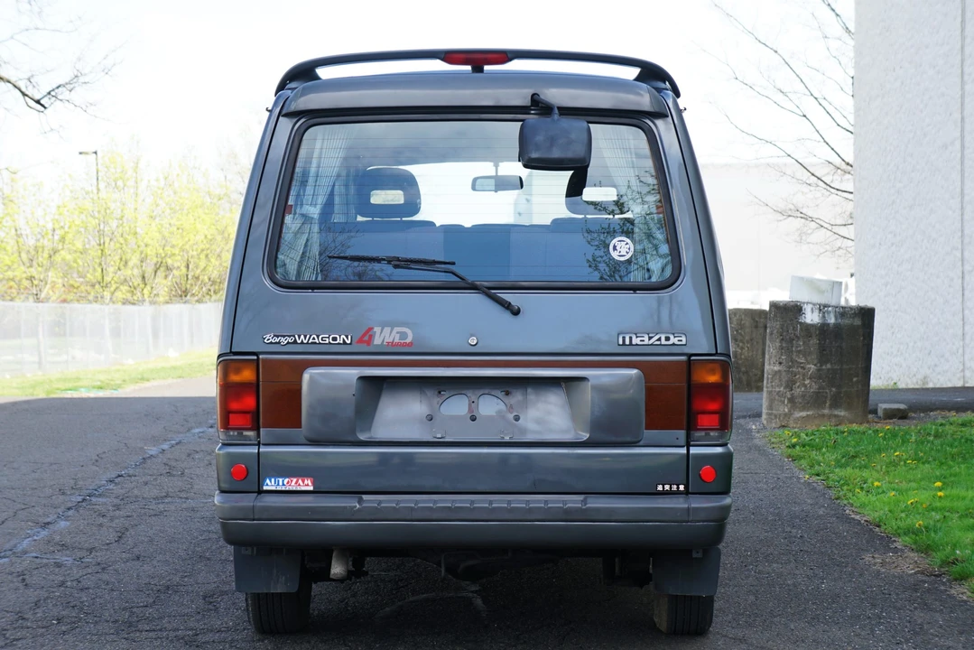 1991 Mazda Bongo 3rd Gen - Image 12 of 31
