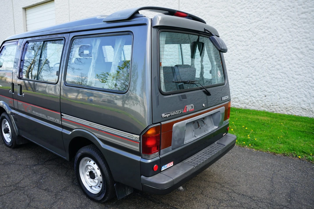 1991 Mazda Bongo 3rd Gen - Image 14 of 31