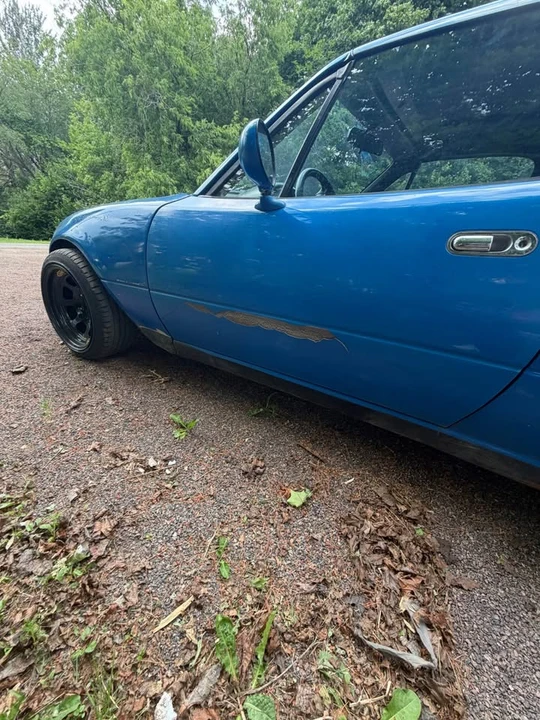 1991 Mazda NA MX-5 Miata - Image 5 of 8