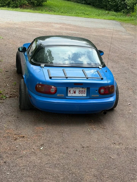 1991 Mazda NA MX-5 Miata - Image 2 of 8