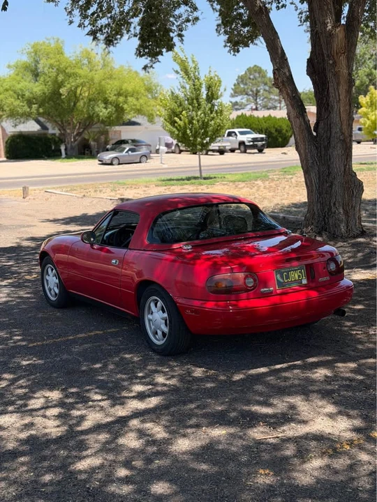 1991 Mazda NA MX-5 Miata - Image 4 of 5